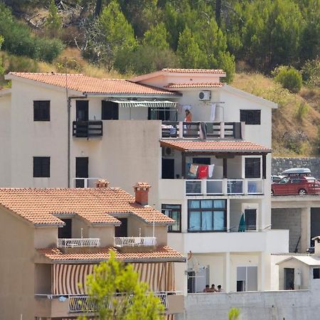 Ella Apartments Omiš Zewnętrze zdjęcie